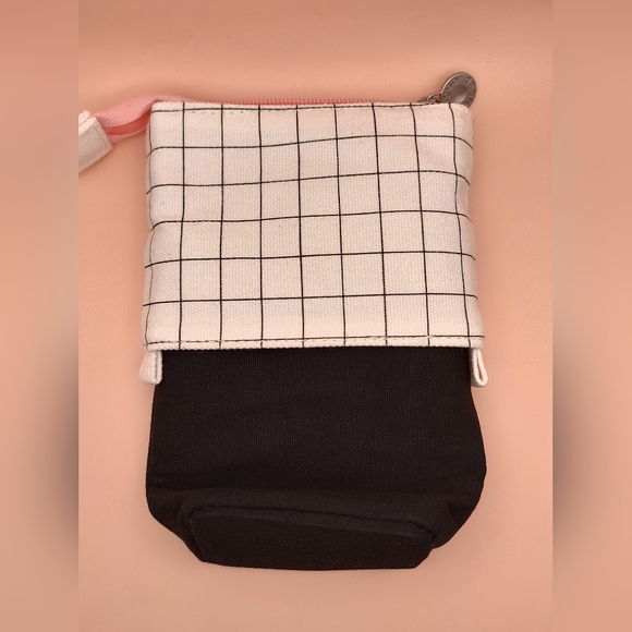 Expandable pouch/pencil case - Picture 3 of 3